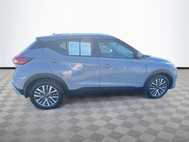 2022 Nissan Kicks SV