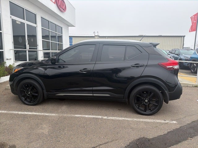 2020 Nissan Kicks SR