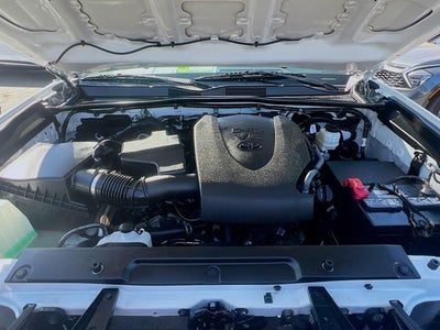 2022 Toyota Tacoma SR5 V6