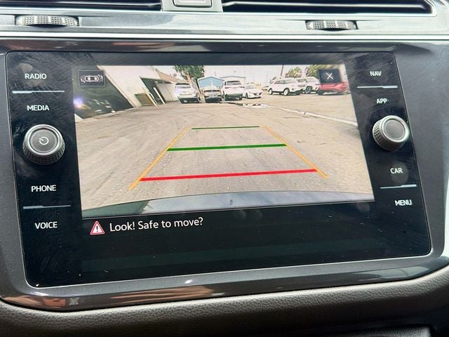 2022 Volkswagen Tiguan 2.0T SEL R-Line