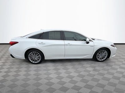 2021 Toyota Avalon Hybrid Limited