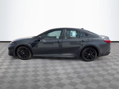2025 Toyota Camry SE