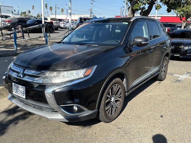 2017 Mitsubishi Outlander Base