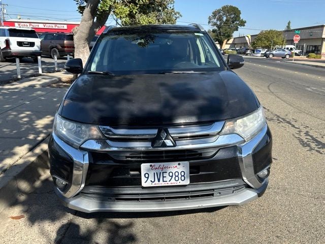 2017 Mitsubishi Outlander Base