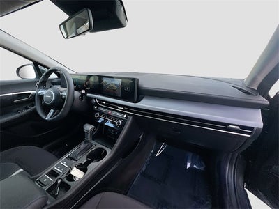 2025 Hyundai Sonata SE