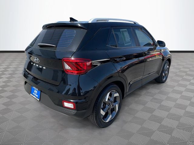 2022 Hyundai Venue SEL