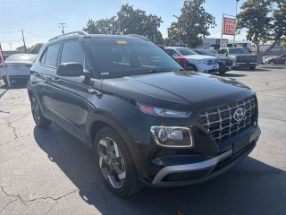 2022 Hyundai Venue SEL