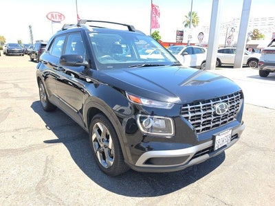 2022 Hyundai Venue SEL