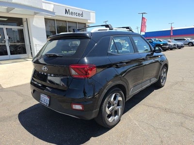 2022 Hyundai Venue SEL