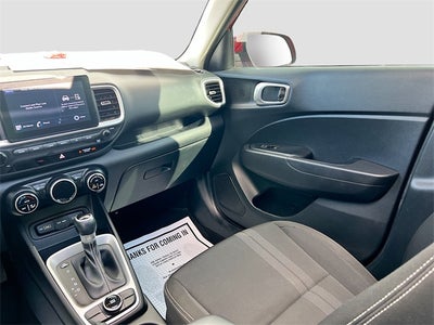 2022 Hyundai Venue SEL